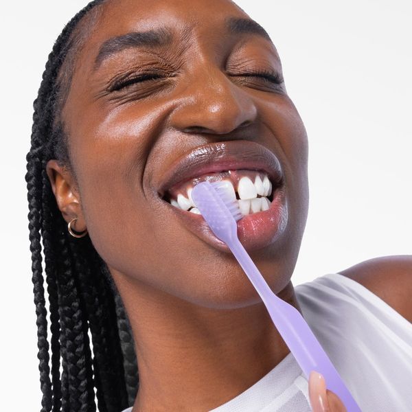 Зубна паста зі смаком виноградної жуйки Hismile Grape Bubblegum Toothpaste, 60 г HS93571890 фото